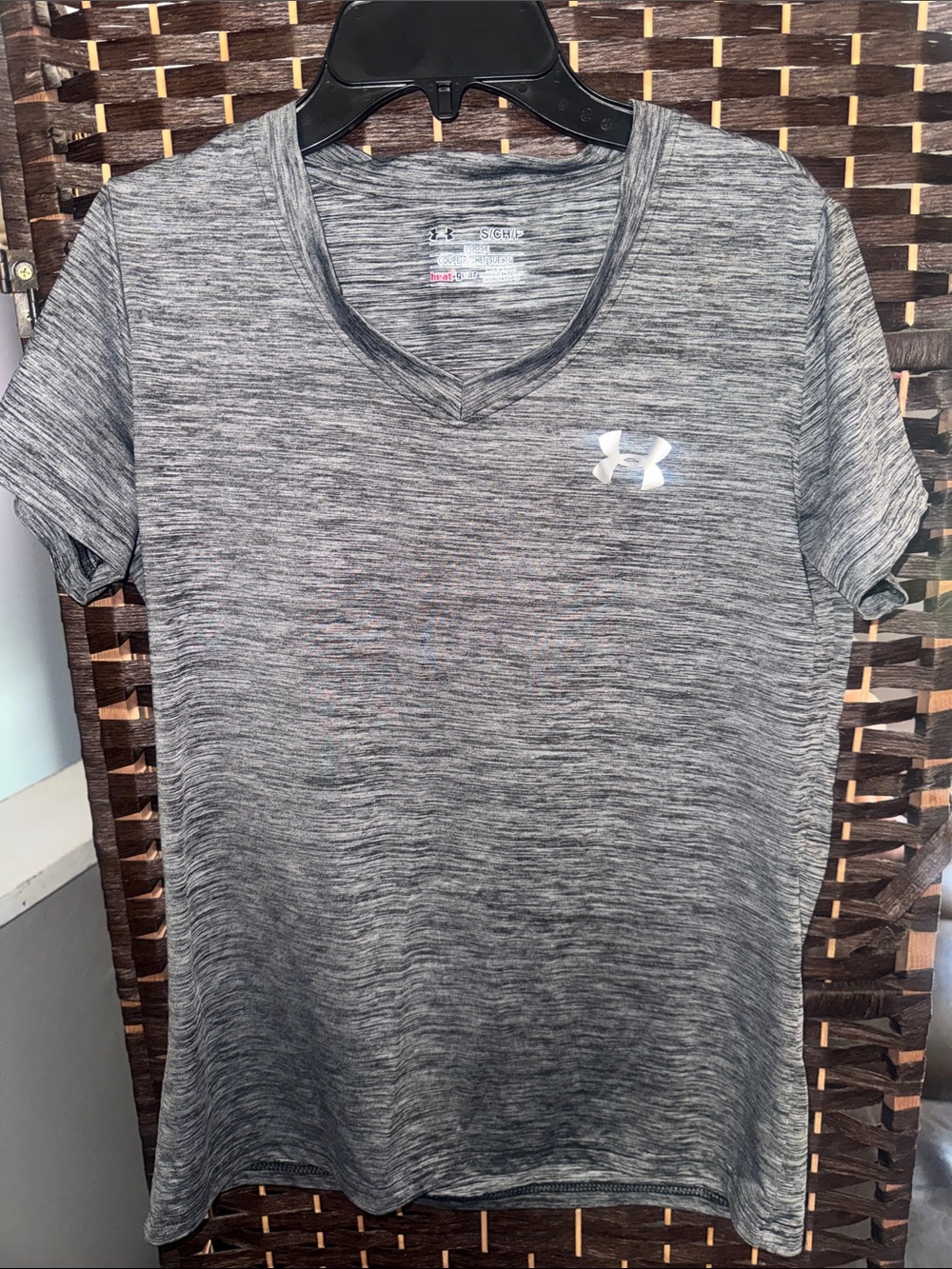 Under Armour Women's Gray Heather V-Neck Performance Tee - Logo Chest